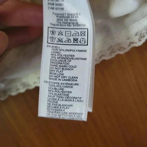 Forever 21 Lace Crop Top Size L - Picture 3 of 4